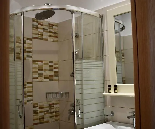 Minoa 2* Νάουσα