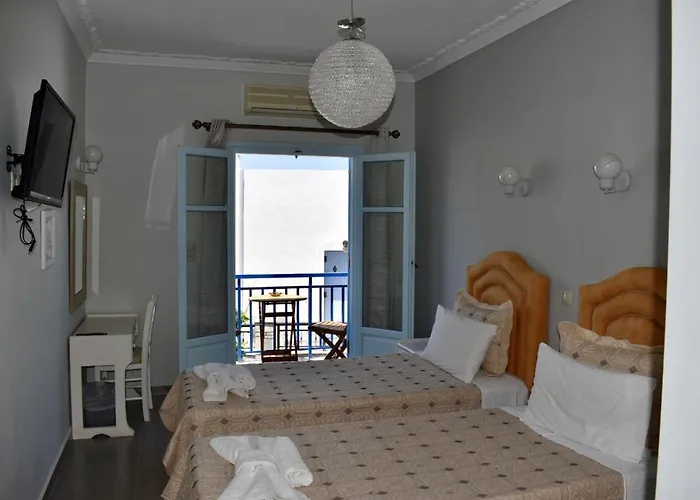 Ξενοδοχείο Minoa 2*