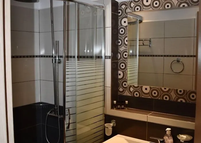 Minoa Ξενοδοχείο 2*