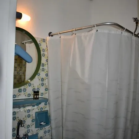 Minoa Hotel 2*