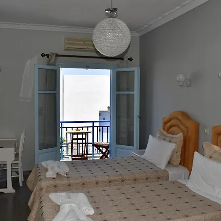 Hotel Minoa 2*