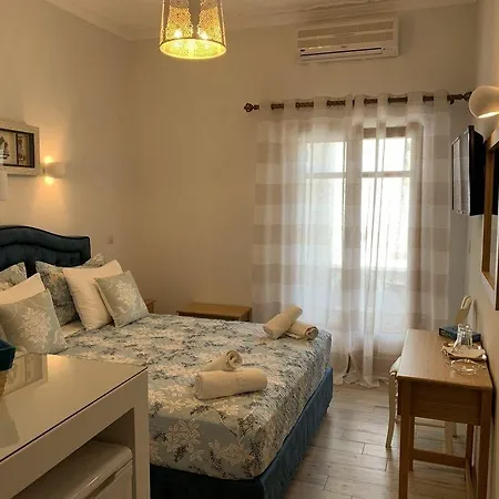 Minoa Hotel Náoussa