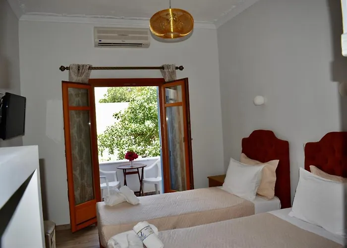 Hotel Minoa Naousa (Paros)