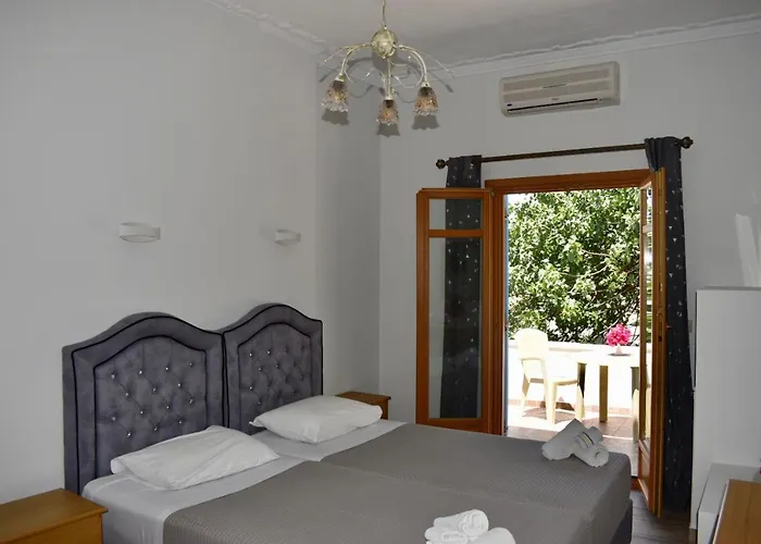 Hotel Minoa Naousa (Paros)